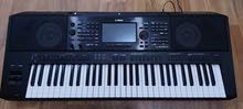 Yamaha PSR SX-900 Arranger Keyboard