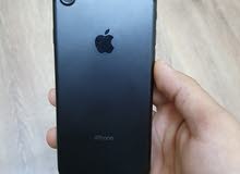 ايفون 7 وكالة غير مفتوح و غير مستبدل أي قطعة مساحة 128 غيغا  لون أسود  iphone 7