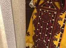 لبس بلوشي تقليدي اصفر لبس بلوشي تقليدي اصفر