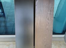 4 shelves plus 1 big shelve Dark brown ,very gd condition 4 shelves plus 1 big shelve Dark brown ,very gd condition
