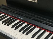 بيانو ديجيتال متعدد الاستخدامات بحاله ممتازه جدا