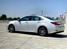 لكزس es 350 حادث بسيط بسعر منافس سوق لكزس es 350 حادث بسيط بسعر منافس سوق