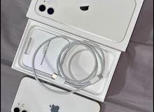 iphone 11 white 64 GB Duos (Dual sim) with all the accessories