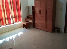 Spacious bedroom, Dining, Kitchen, Bathroom (full) and Foyer Spacious bedroom, Dining, Kitchen, Bathroom (full) and Foyer