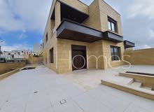 530m2 4 Bedrooms Villa for Sale in Amman Al-Thuheir