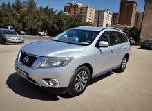 Nissan Pathfinder 2015 in Hawally