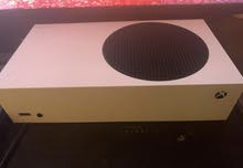 xbox series s with box and used less than a week كامل الاوصاف
