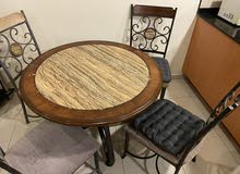 Dining Table metal and wood طاولة طعام Dining Table metal and wood طاولة طعام