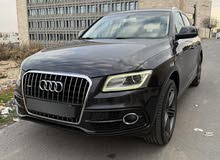 Audi Q5 S-Line quattro نظيفة جداً