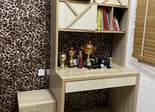 مكتب شبه جديد مكتب شبه جديد