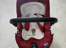 Chicco infant car seat and carry cot - مقعد سيارة وكوت أطفال تشيكو