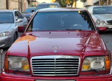 سياره للبيع مرسيدس بطه موديل 92  للإستفسار  .