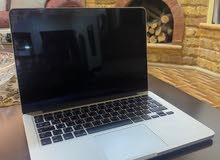 لابتوب MacBook Pro للبيع بسعر مغري