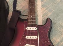 Squier Standard Stratocaster (MN) antique burst Solid body