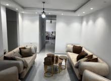 طقم كنب جديد مع طاولة وسكملات