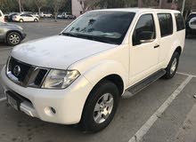 Nissan Pathfinder 2014 in new condition Nissan Pathfinder 2014 in new condition