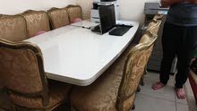 Family table with 7 chairs for sale