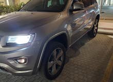 v8 Jeep grand cherokee overland clean use 2014