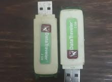 USB "2" جيجا ( كينجستون)