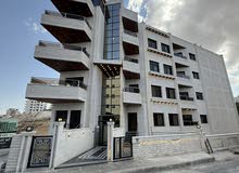 شقه طابق أول م 144متر  للبيع بسعر مميز في جبيهه حي المنصور مقابل جامع خديجه أم المؤمنين