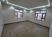 شقة للبيع في صنعاء بيت بوس مساحة 200 م