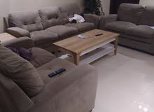 للبيع طقم كنب للبيع طقم كنب