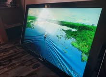 شاشة سامسونج 40 بوصة LCD للبيع للتواصل الرقم موجود بالوصف
