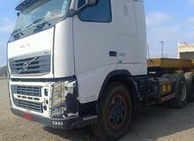 Tractor Unit Volvo 2014 in Al Hudaydah