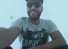يبحث عن عمل يبحث عن عمل