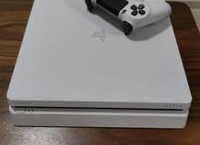 PS4 slim ابيض شاذ PS4 slim ابيض شاذ