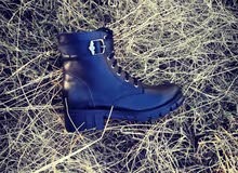 Bottes noires simples bonne qualité Bottes noires simples bonne qualité