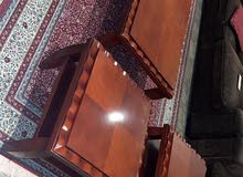 للبيع طقم طاولة خشب مع خدمة توصيل  For sale wooden table set with free delivery