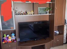 خزانة تلفزيون للبيع