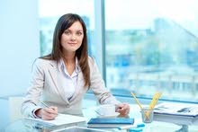 Freelancer Marketing Outdoor - Female Freelancer Marketing Outdoor - Female