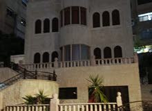 400m2 More than 6 bedrooms Villa for Sale in Amman Al-Jabal Al-Akhdar