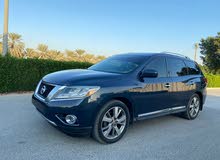NISSAN Pathfinder 2015 full opsions no 1 very very good condition clean Car