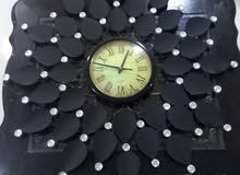 ساعه سوداء او ذهبيه ساعه سوداء او ذهبيه