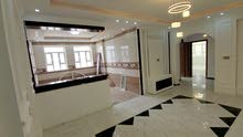 شقة للبيع في صنعاء بيت بوس مساحة 200 م جاهزة للسكن تشطيب سوبر لوكس للتواصل