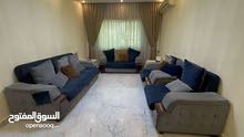 غرفة جلوس 7 مقاعد المقعد الكبير يتحول لسرير كبير السعر 150 دينار