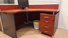 Office used furniture baying and seeling