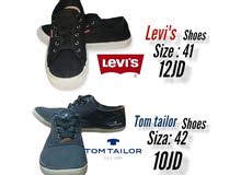 يوجد صور  عديدة لكل حذاء بالإعلان (Tom tailor) (Levi's)
