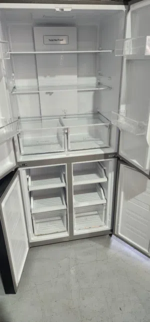 Refrigerator nobel 4 door