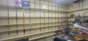 ديكور محل مكتبة جديد ما كمل سنة