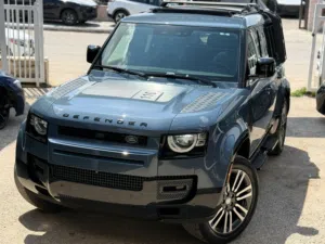 Used Land Rover Defender in Amman
