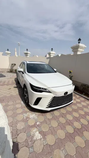 للبيع: لكزس RX350h هايبرد موديل2025