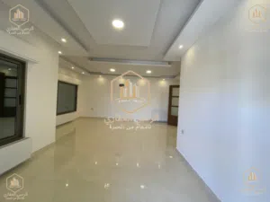 شقة / للايجار / مميزة / مطل / 3نوم / ضاحية النخيل / 185 متر