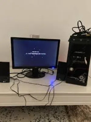 كومبيوتر كامل بالملحقات ببروسسيسور متميز رباعى النواه