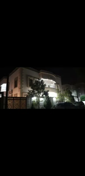 فيلا الحي الجامعي 1   نظام شقق حديثة