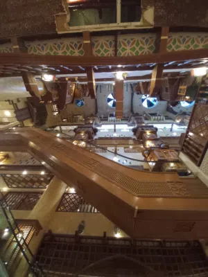 مكتب   بمجمع راقي بالسالميه