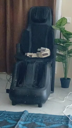 كرسي مساج والاقدام